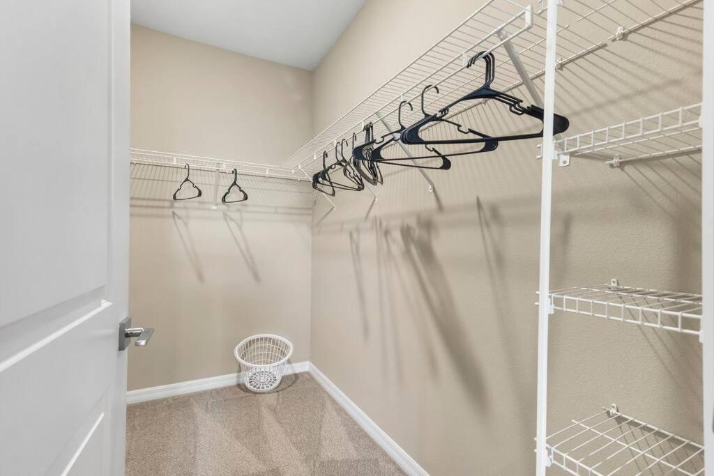 Elegant 1Br/1Ba Condo With Pool, Gym And Laundry Melbourne Extérieur photo
