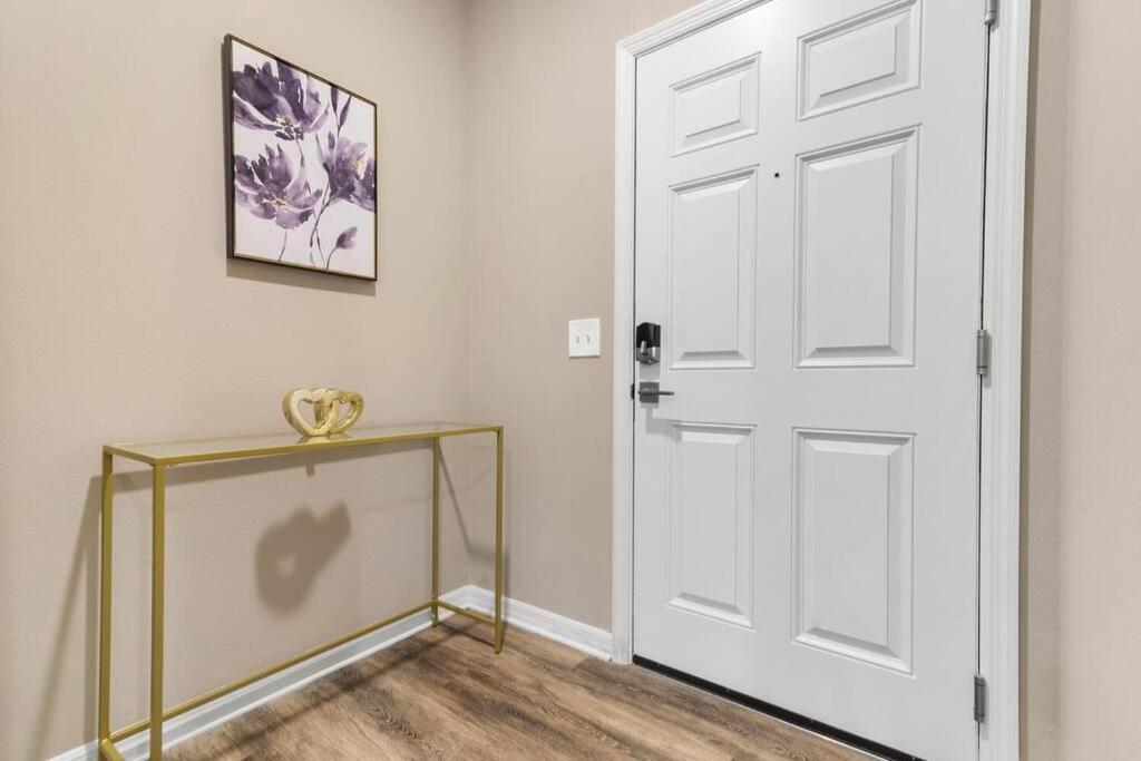 Elegant 1Br/1Ba Condo With Pool, Gym And Laundry Melbourne Extérieur photo